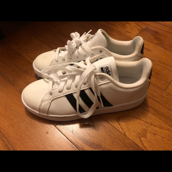 Adidas Cloud Foam size 7.5 women’s - Picture 3 of 5